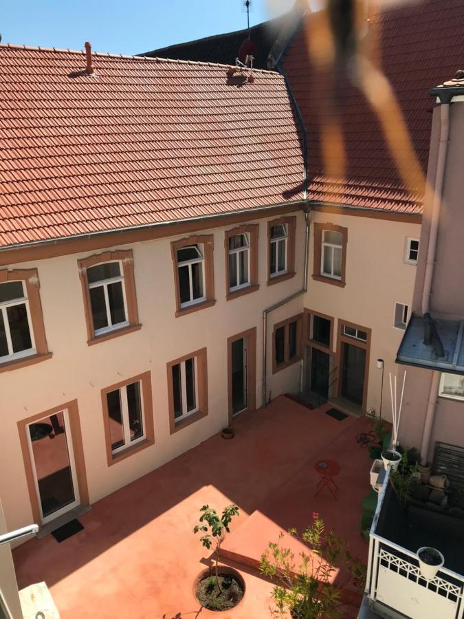 Boutique-Ferienwohnung Im Alten Weinhaus Moser Grünstadt Dış mekan fotoğraf