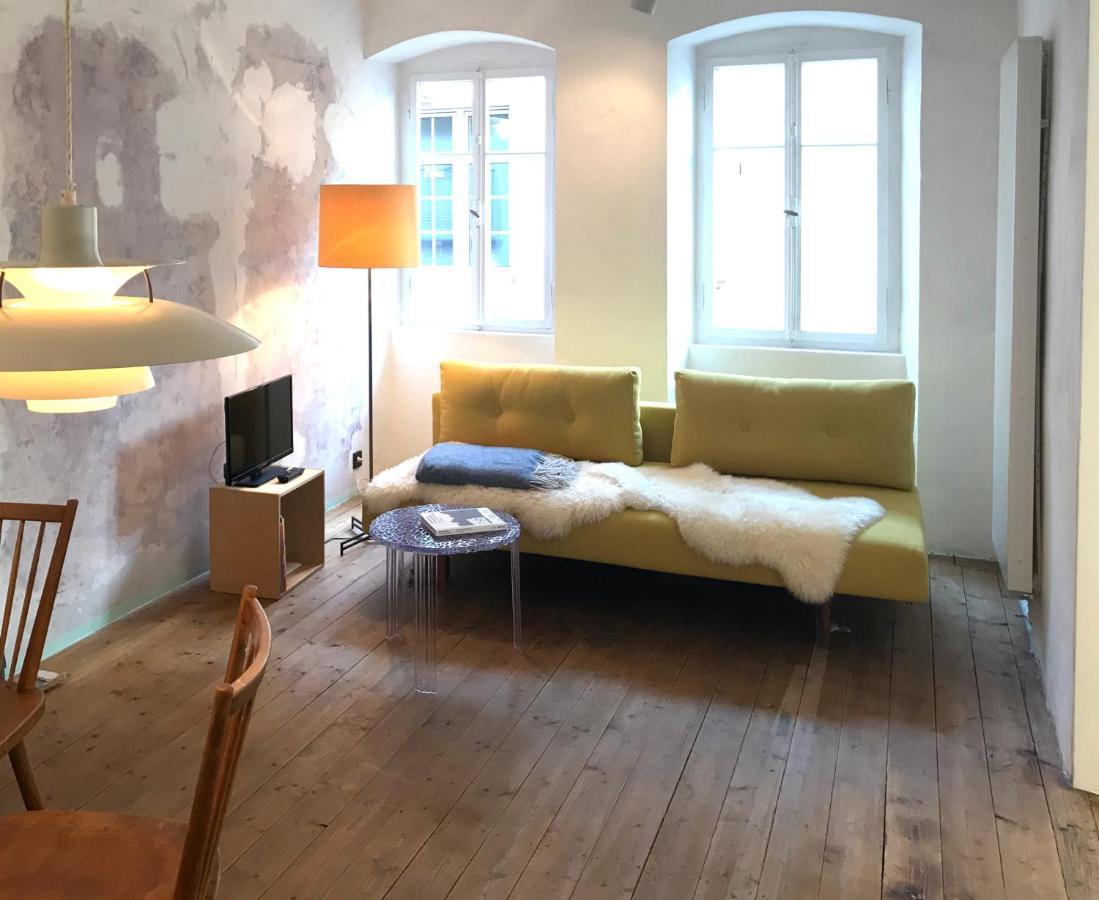 Boutique-Ferienwohnung Im Alten Weinhaus Moser Grünstadt Dış mekan fotoğraf