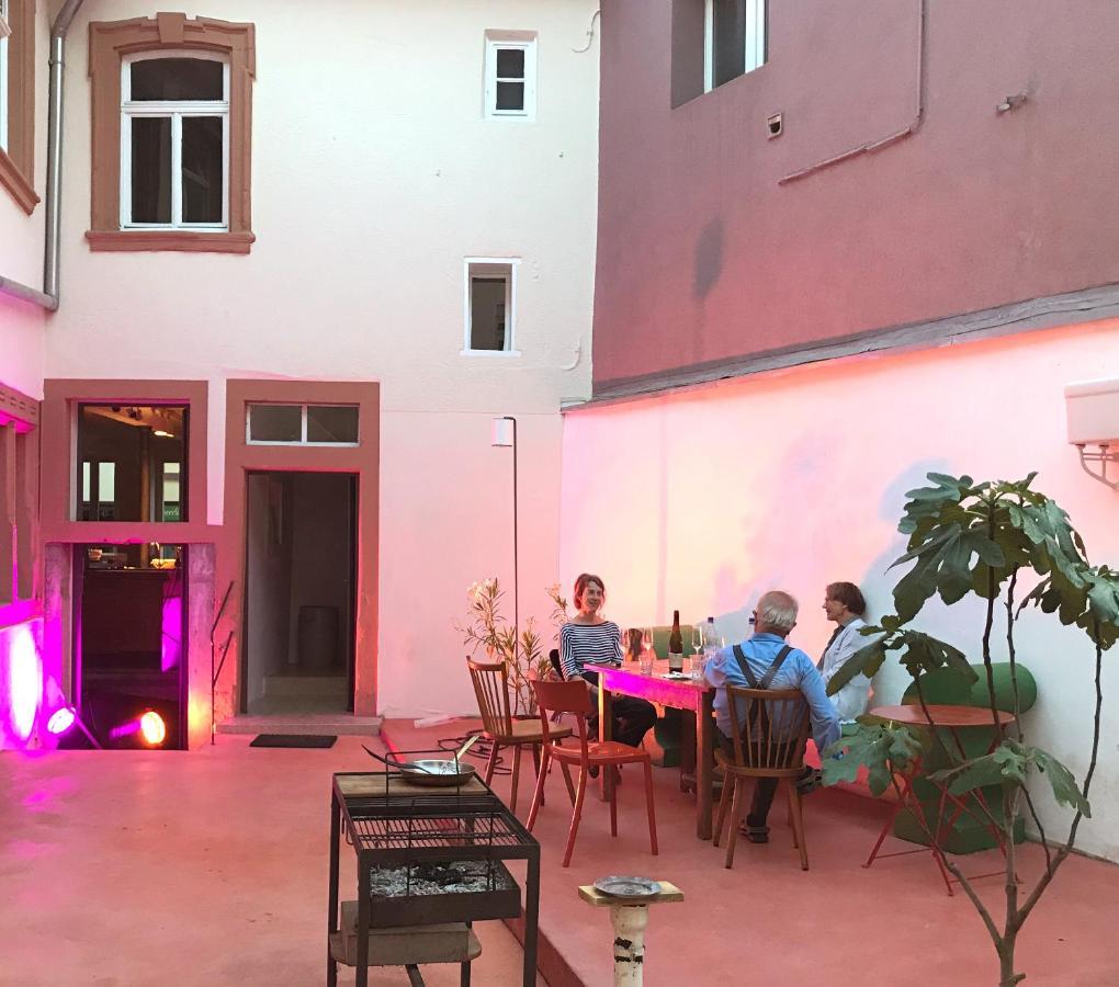 Boutique-Ferienwohnung Im Alten Weinhaus Moser Grünstadt Dış mekan fotoğraf
